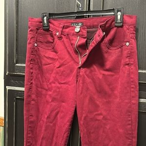 Women’s maroon stretch pants/jeans : Venus size 8
